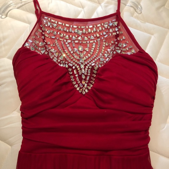 Prom dress - Picture 2 of 4